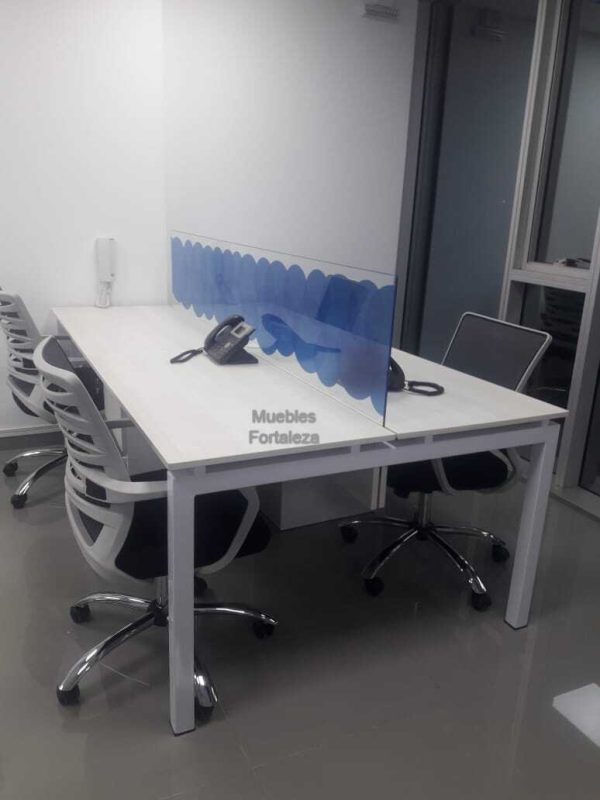 Modulo de trabajo para 4 personas